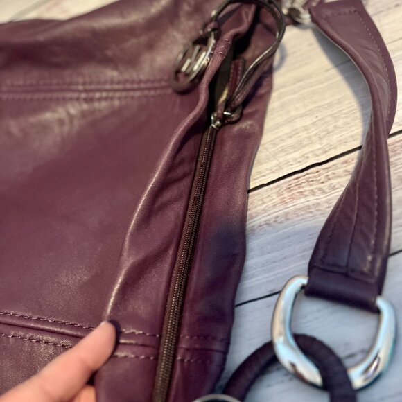 Michael Kors: Purple shoulder bag - Picture 4 of 6